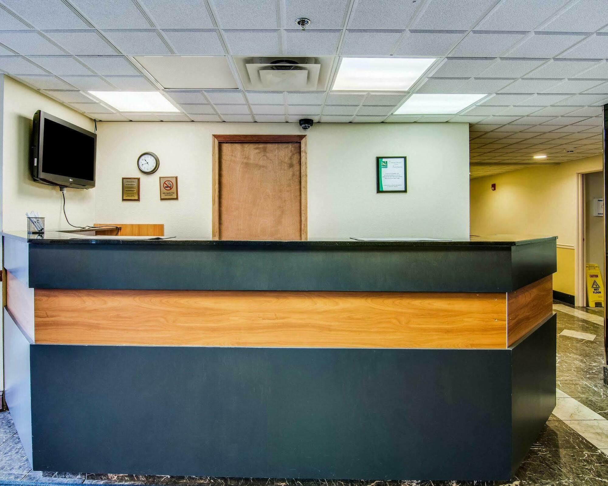 Quality Inn & Suites I-81 Exit 7 Bristol Ngoại thất bức ảnh