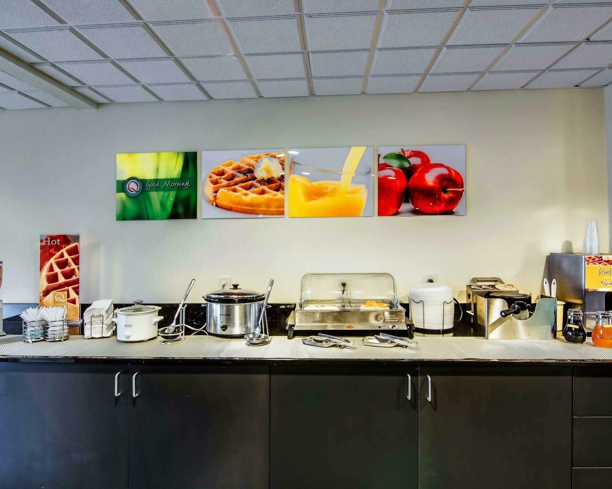 Quality Inn & Suites I-81 Exit 7 Bristol Ngoại thất bức ảnh